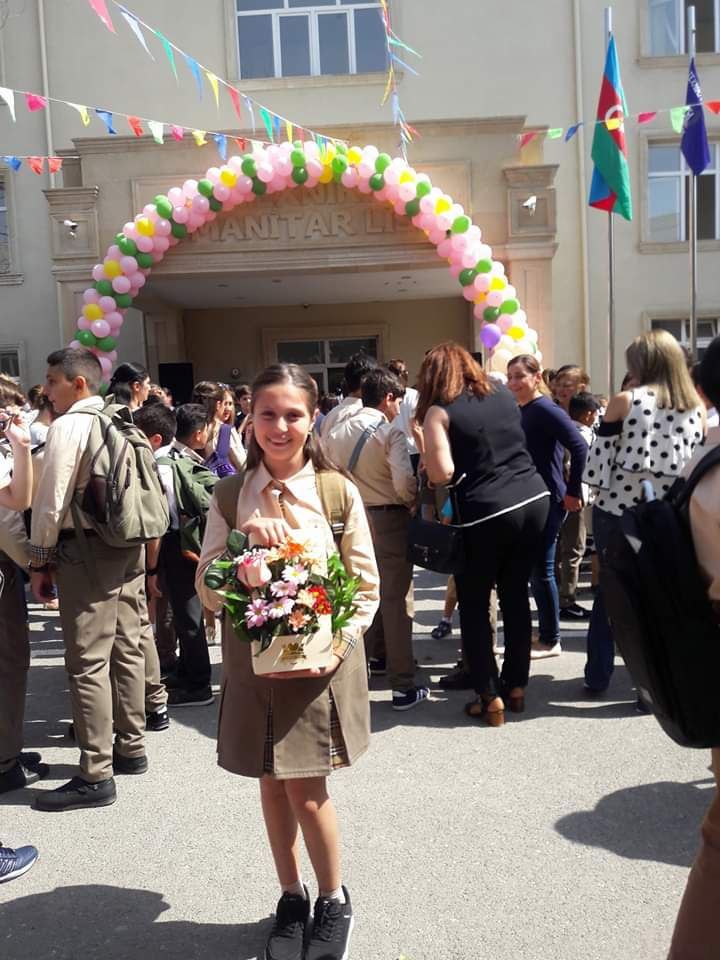 Azerbaijani folk dance